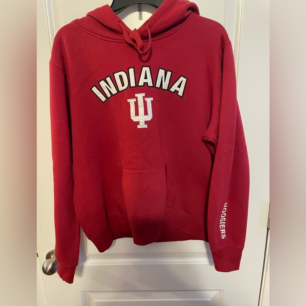 Colosseum Women's Red and White Hoodie